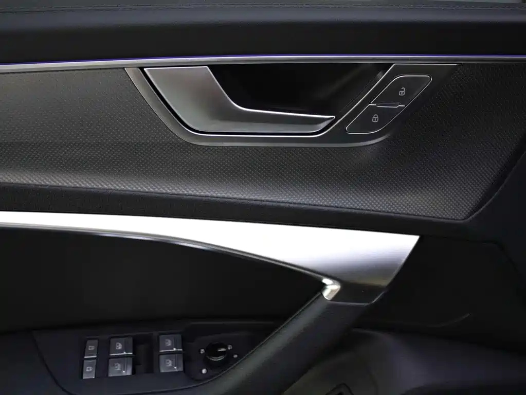 AUDI A6L 2024