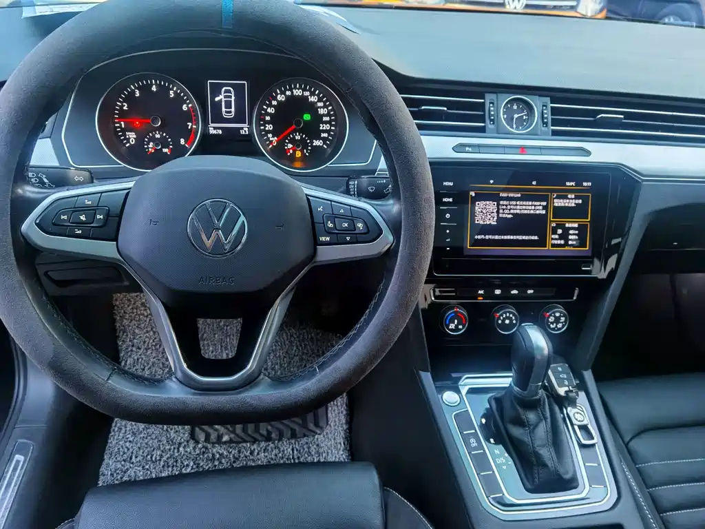 VOLKSWAGEN MAGOTAN 2021