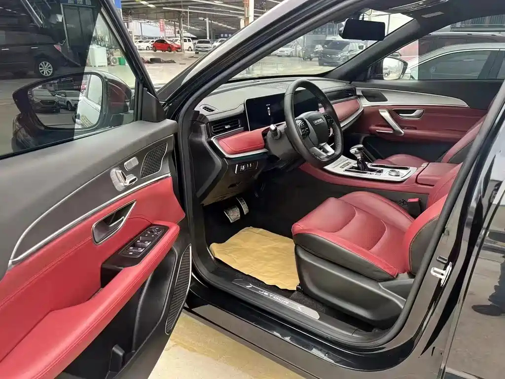 JETOUR X70 PLUS 2022