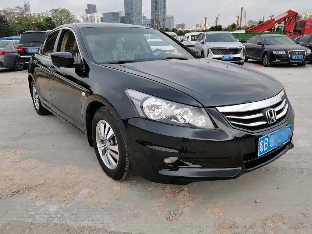 HONDA ACCORD 2011