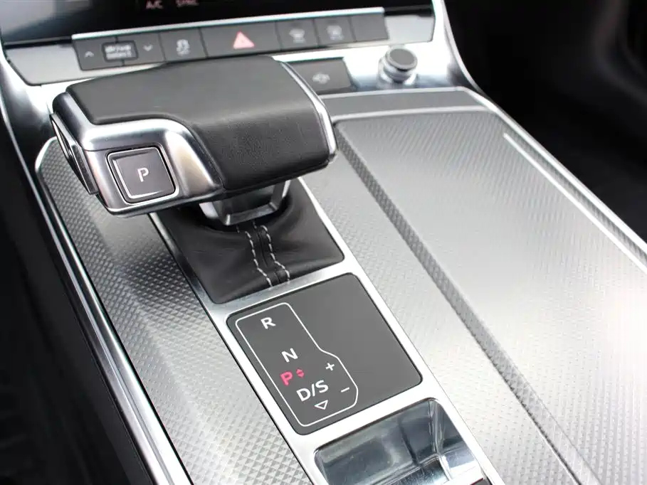 AUDI A6L 2021