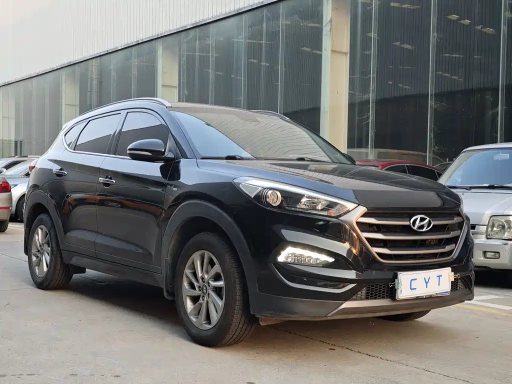 HYUNDAI TUCSON 2017