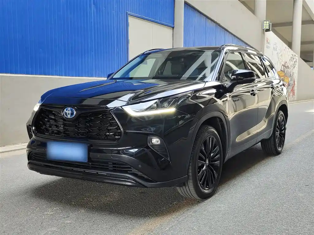 TOYOTA HIGHLANDER 2023