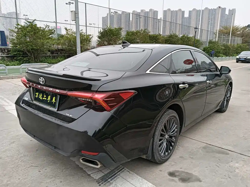 TOYOTA AVALON 2021