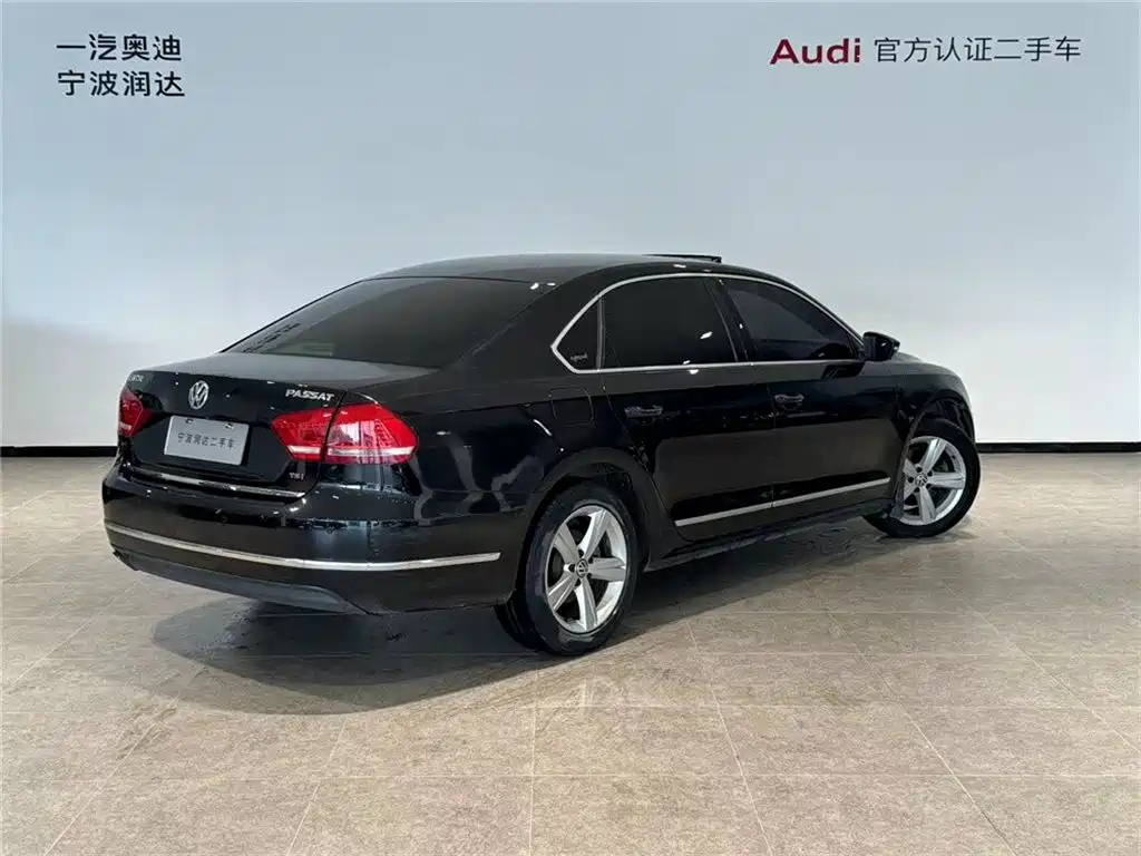 VOLKSWAGEN PASSAT 2015