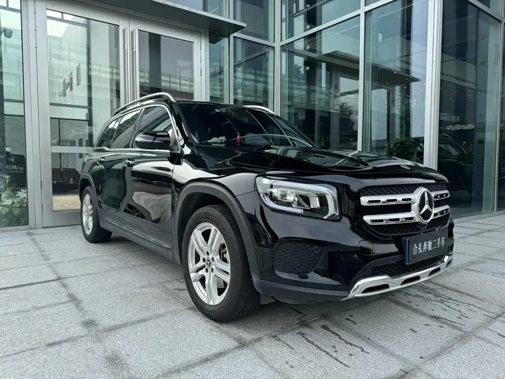 MERCEDES BENZ GLB 2022
