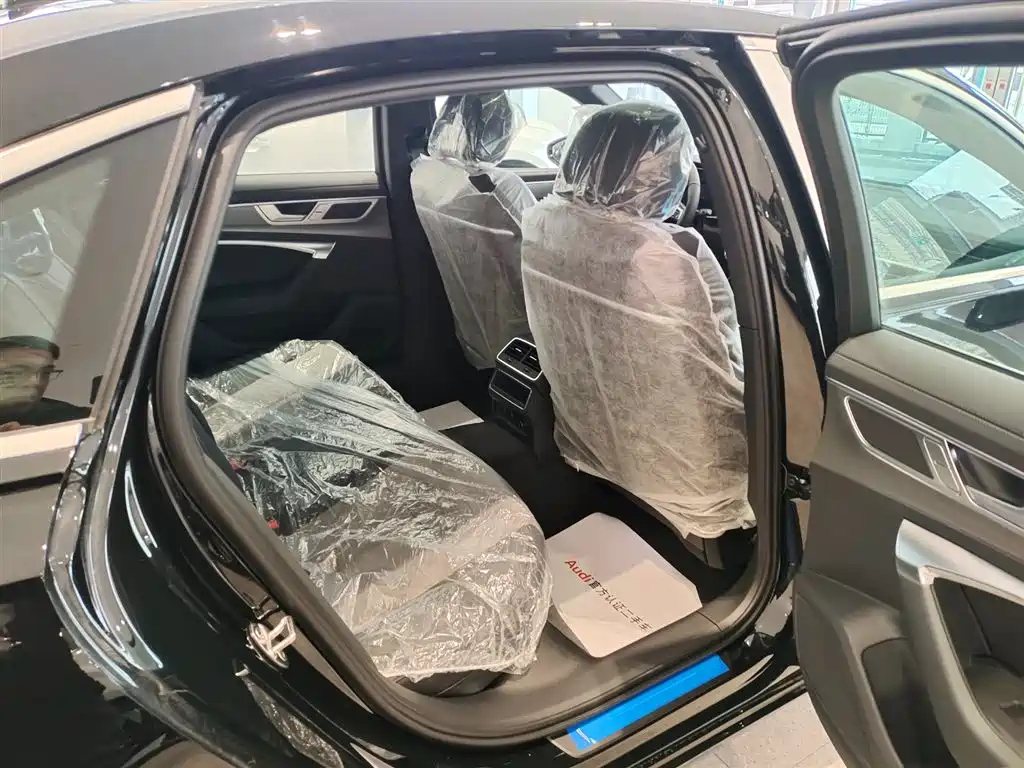 AUDI A6L 2024