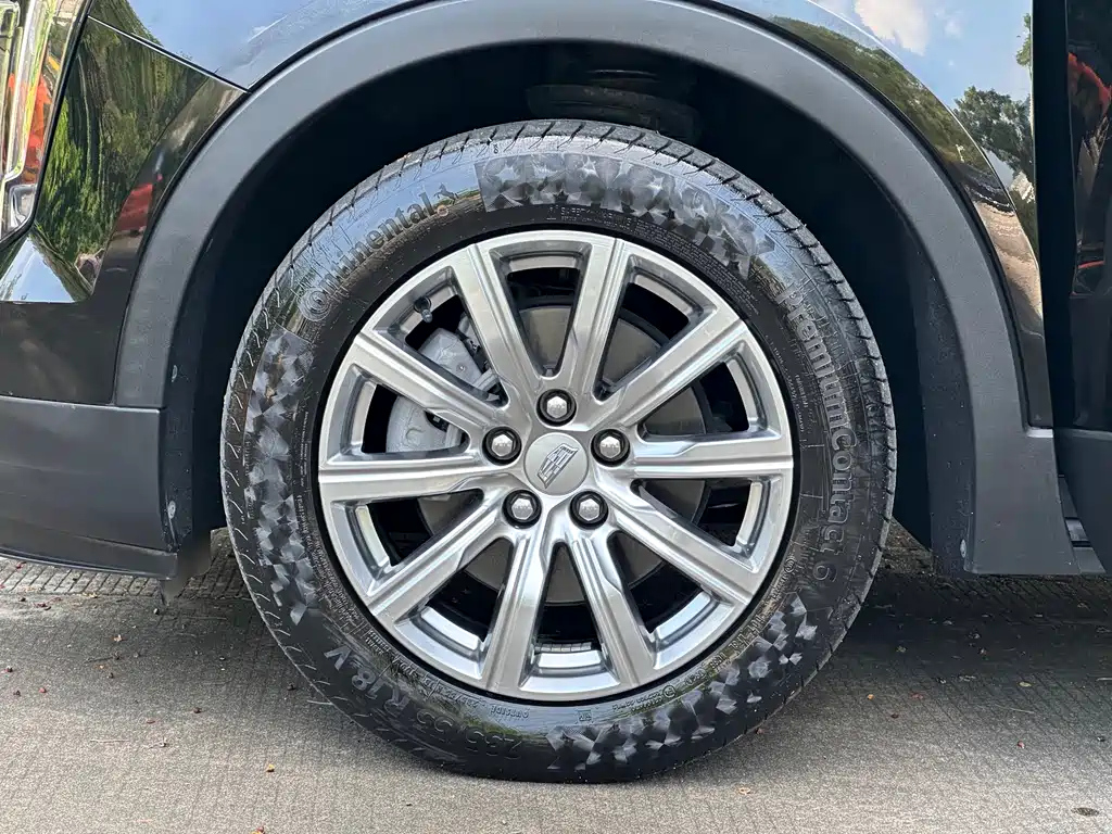 CADILLAC XT4 2021