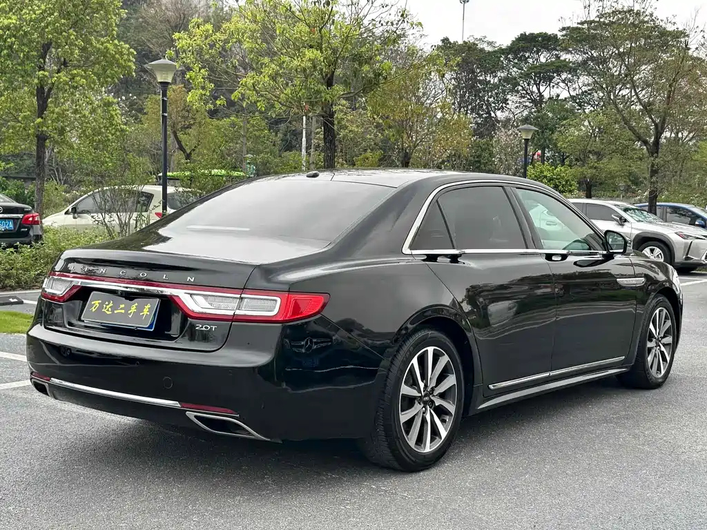 LINCOLN CONTINENTAL 2017