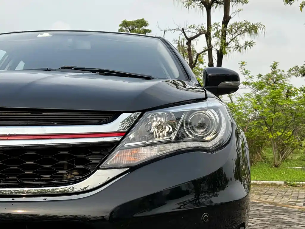 BYD S7 2017