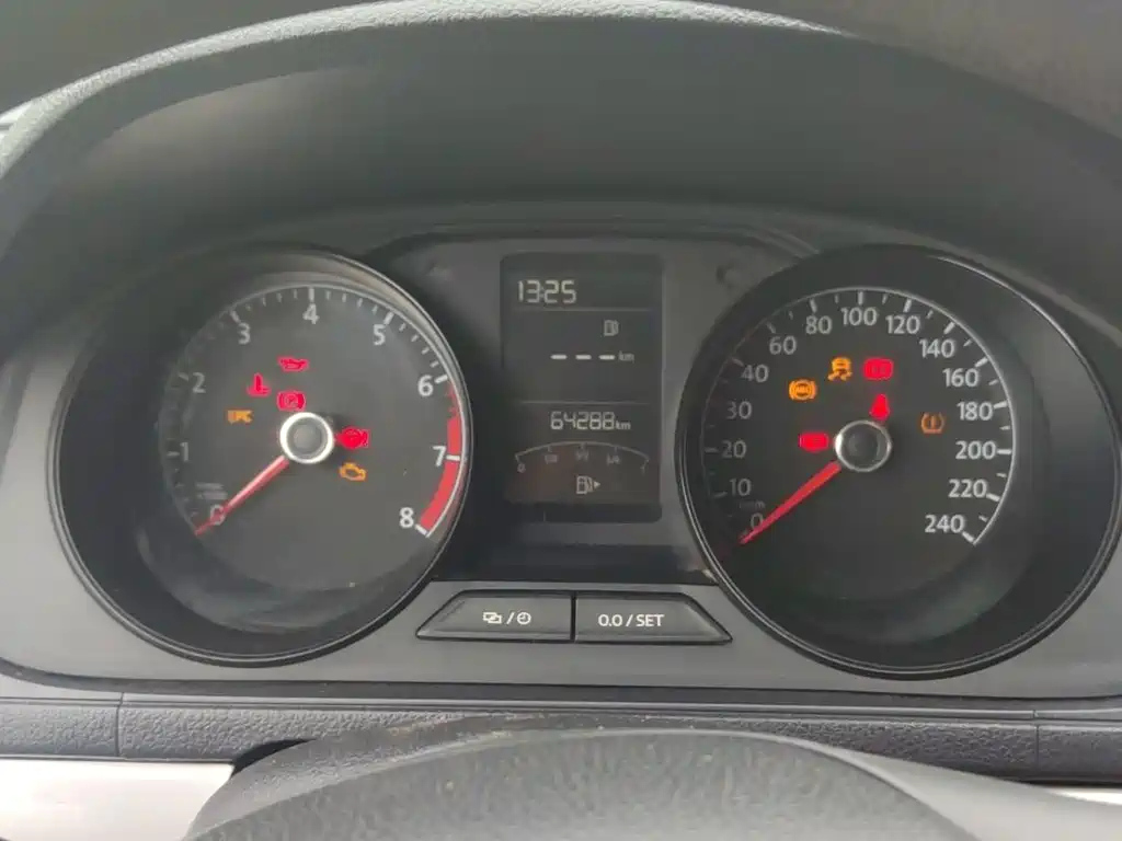 VOLKSWAGEN LAVIDA 2018