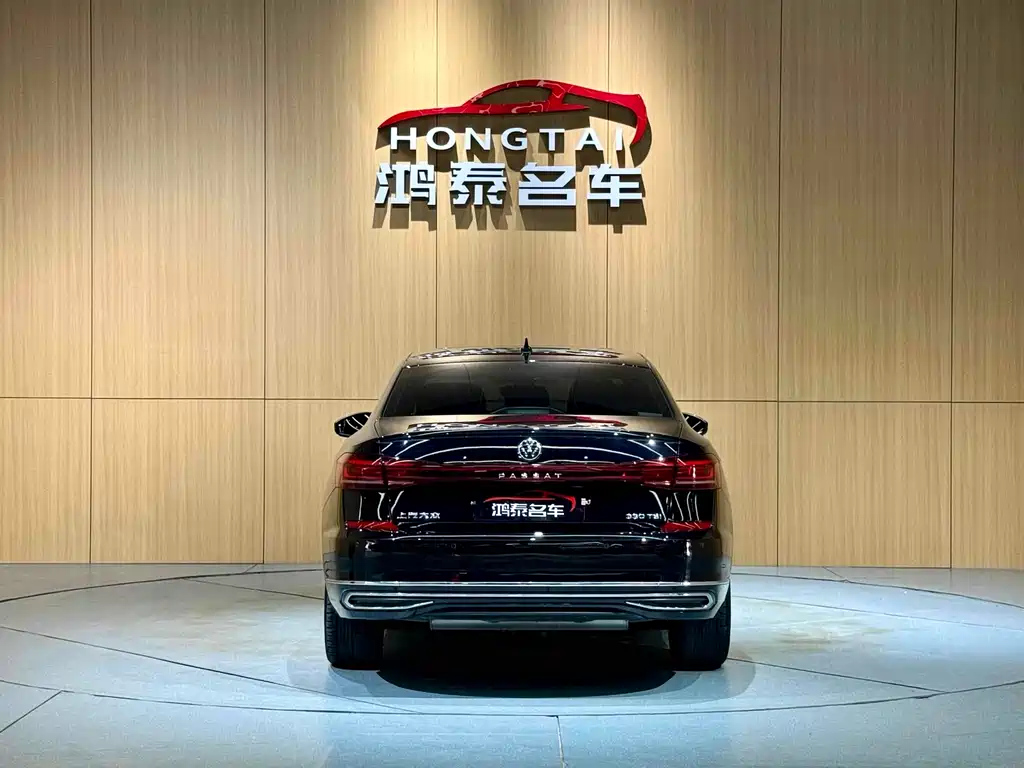 VOLKSWAGEN PASSAT 2022