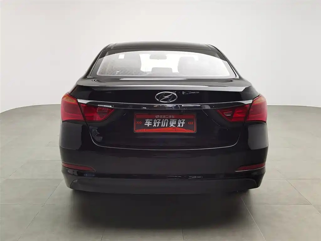 HYUNDAI MISTRA 2016