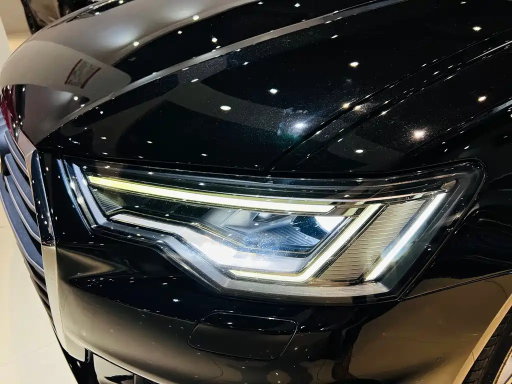 AUDI A6L 2020