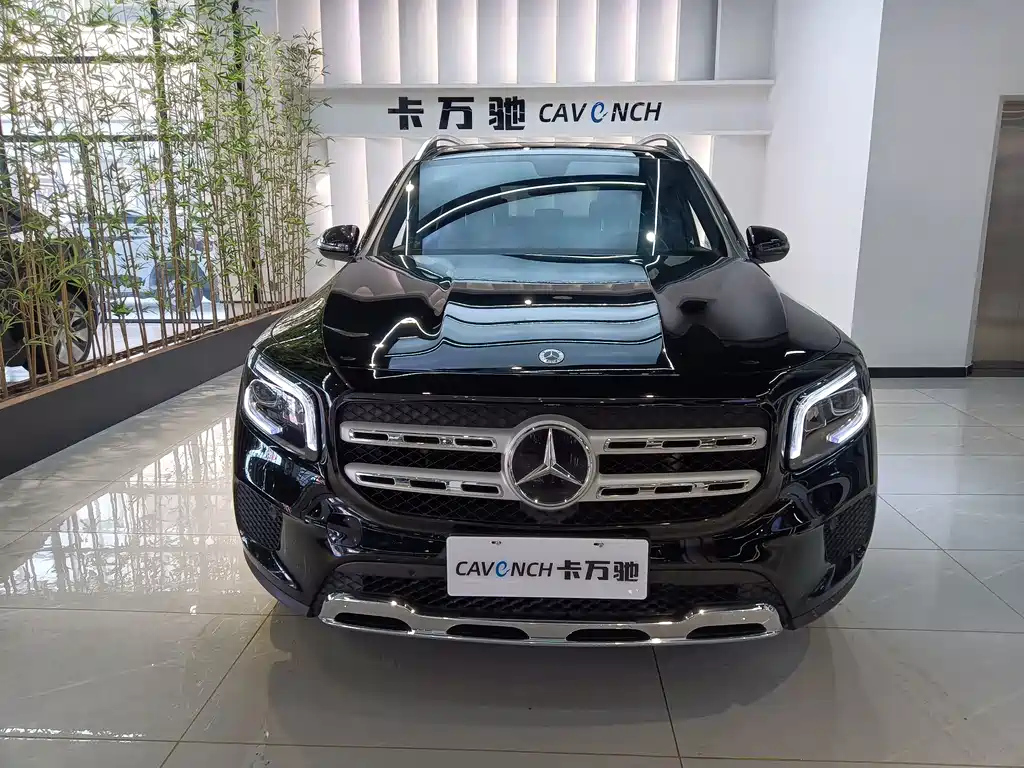 MERCEDES BENZ GLB 2023