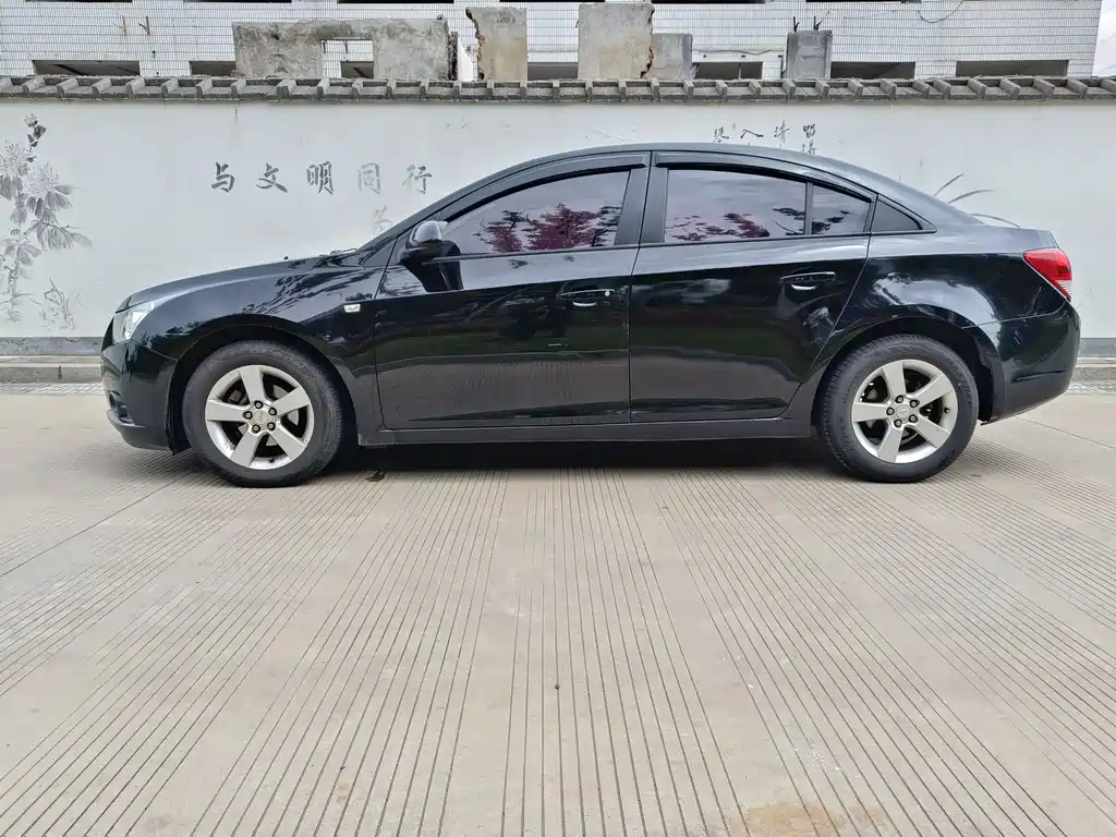 CHEVROLET CRUZE 2013