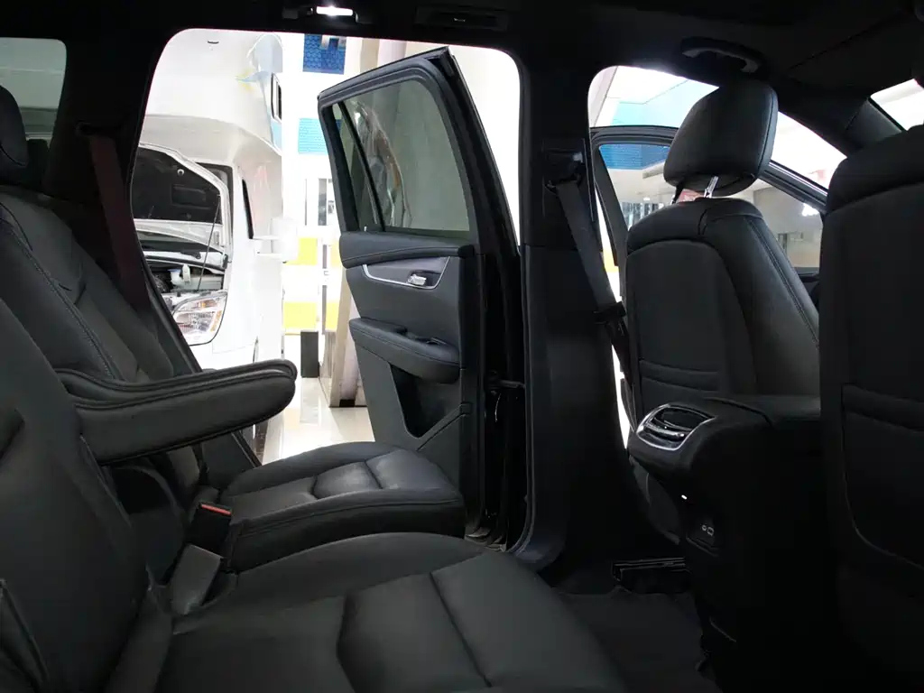 CADILLAC XT6 2020