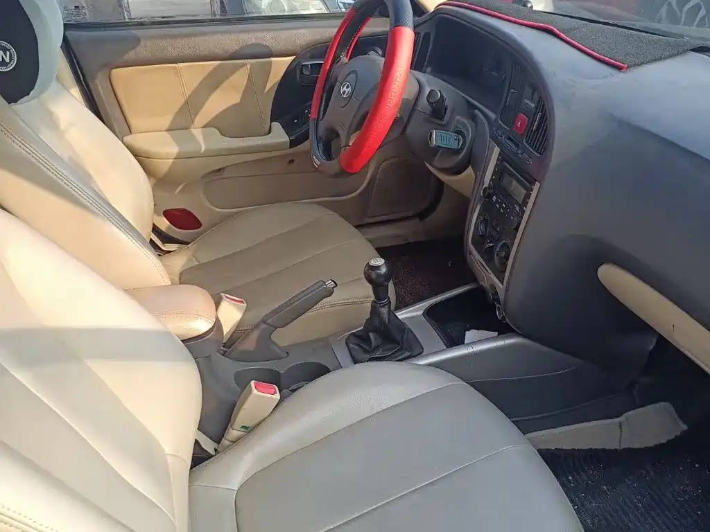 HYUNDAI ELANTRA 2010