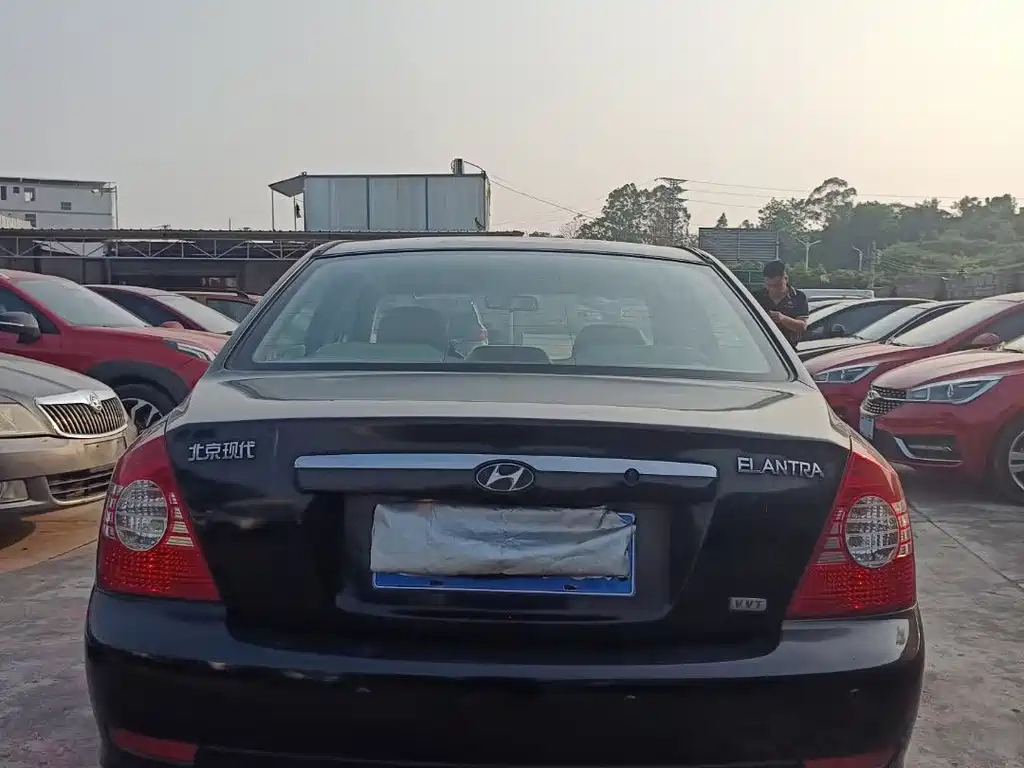 HYUNDAI ELANTRA 2010