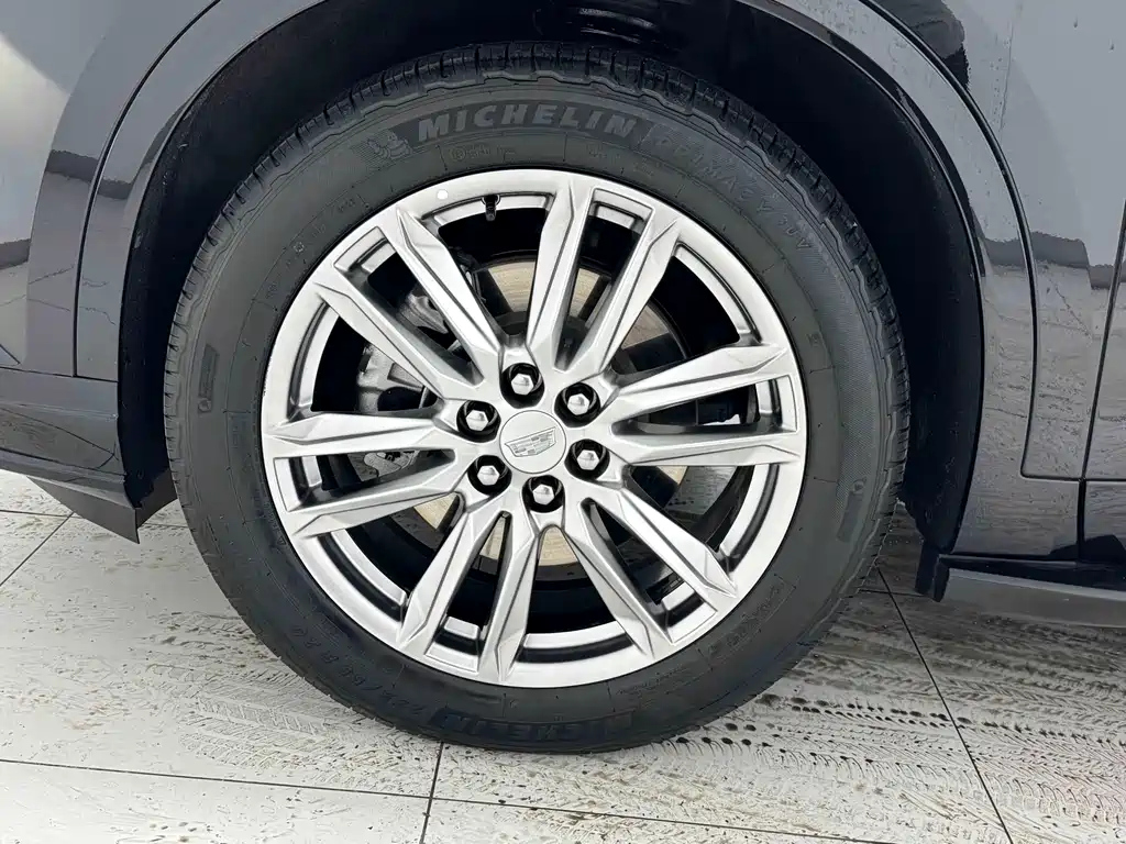 CADILLAC XT6 2022