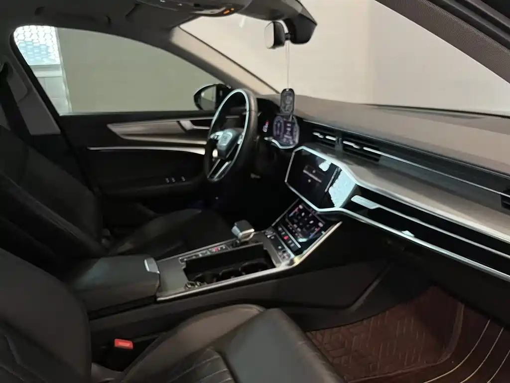 AUDI A6L 2020