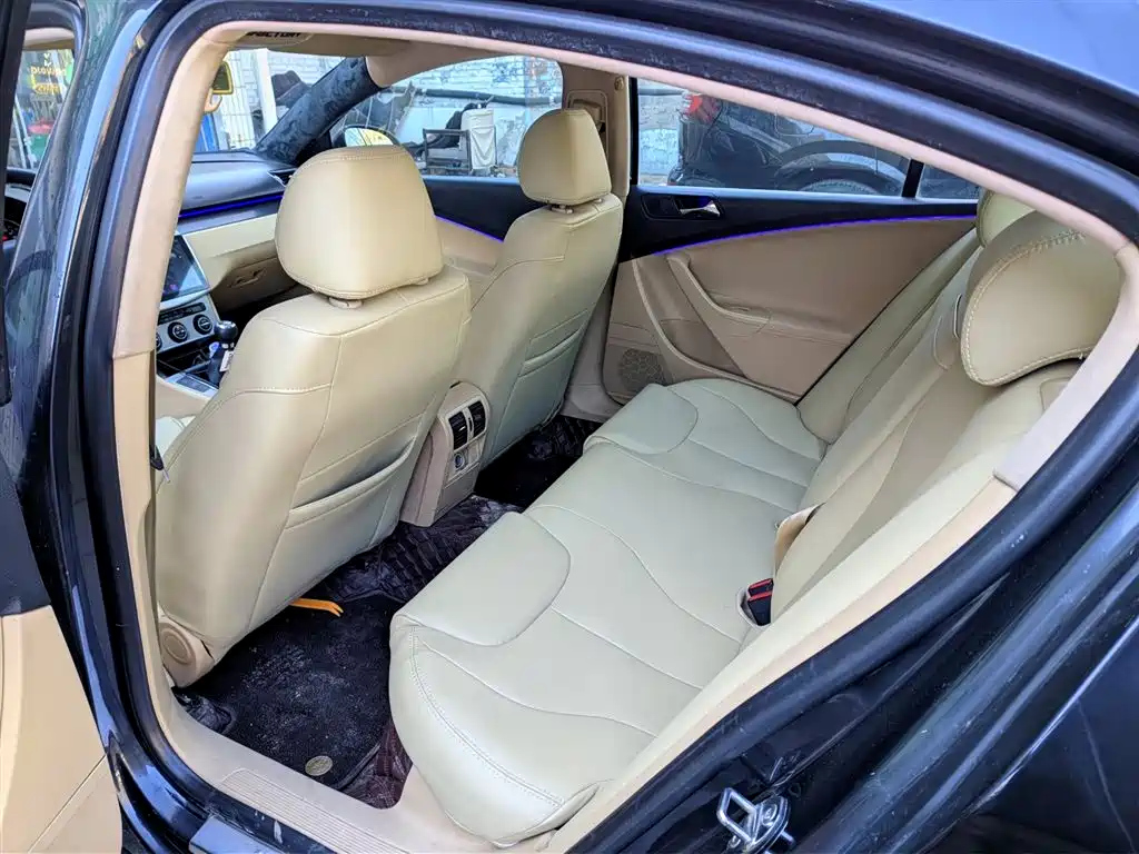 VOLKSWAGEN MAGOTAN 2008