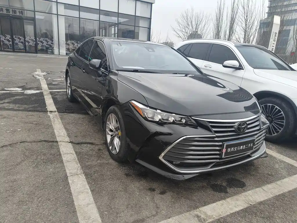 TOYOTA AVALON 2020