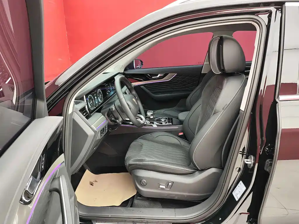 HONGQI HS5 2023