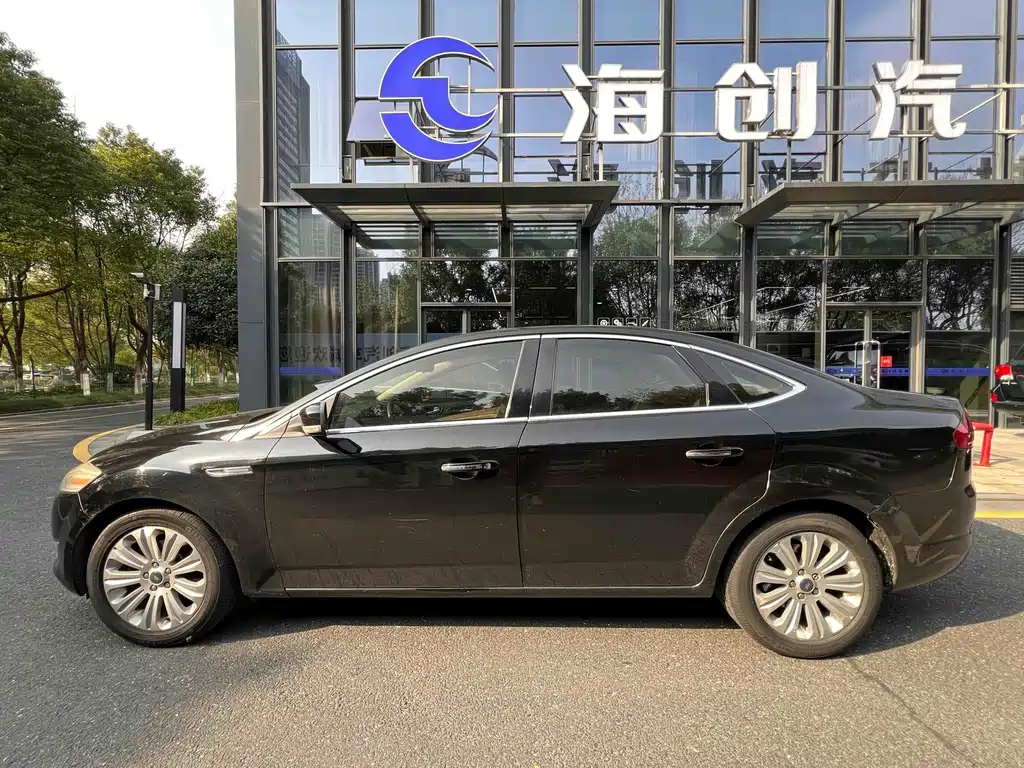 FORD MONDEO - WINNER 2010