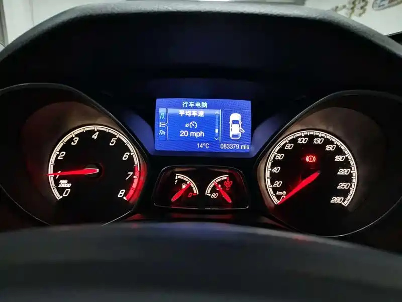 FORD FOCUS IMPORT 2014
