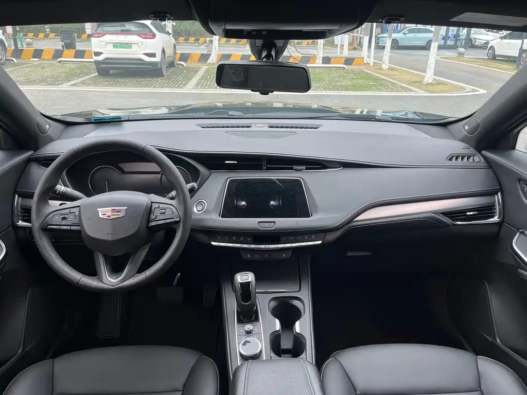 CADILLAC XT4 2019