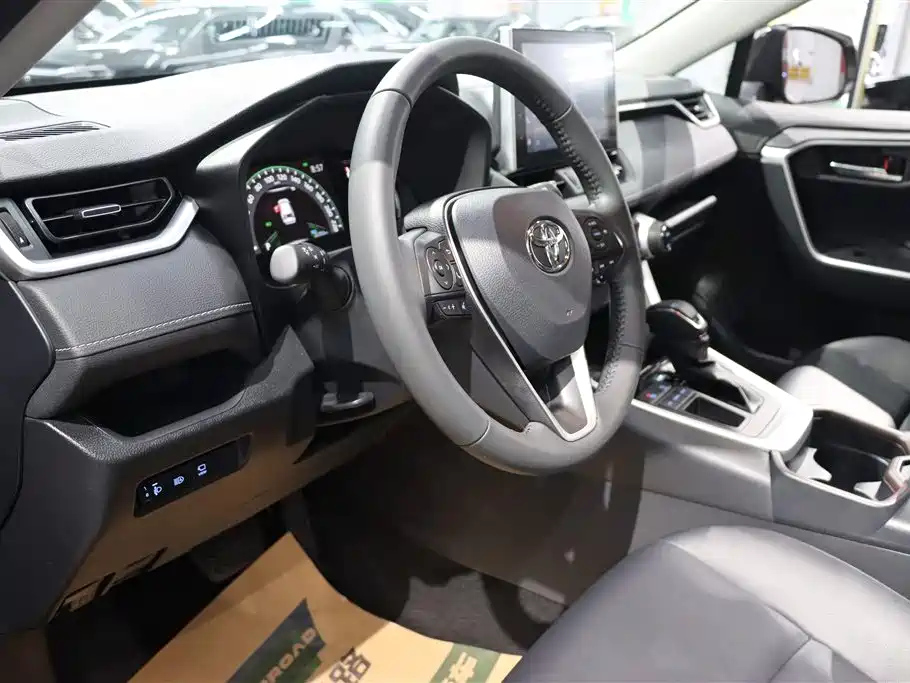 TOYOTA RAV4 RONGFANG 2021