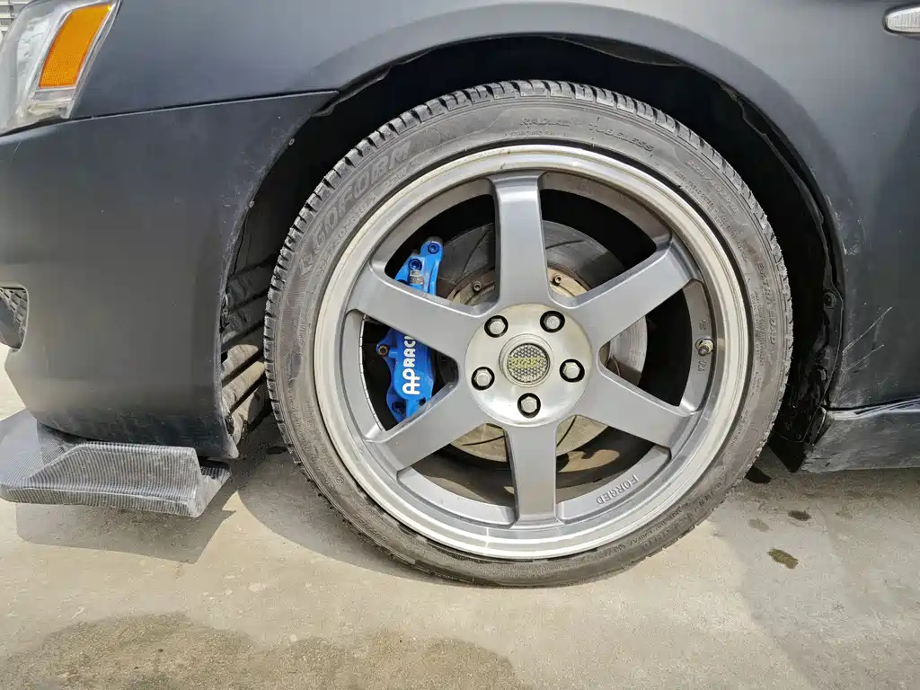 MITSUBISHI LANCER EX 2013