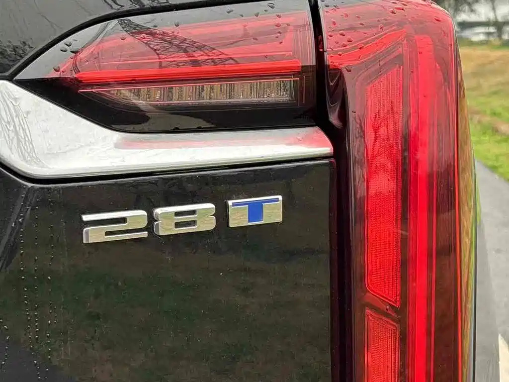 CADILLAC XT6 2022