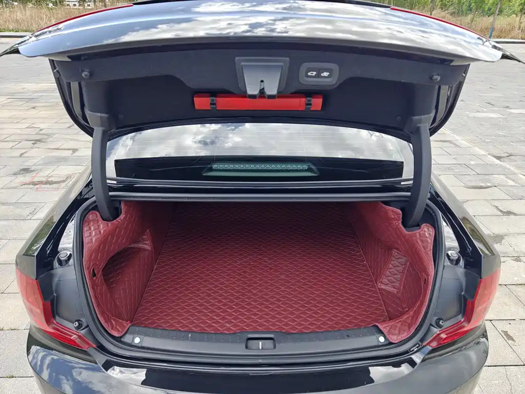 VOLVO S90 2020