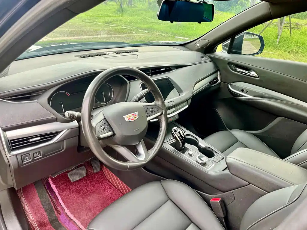 CADILLAC XT4 2020
