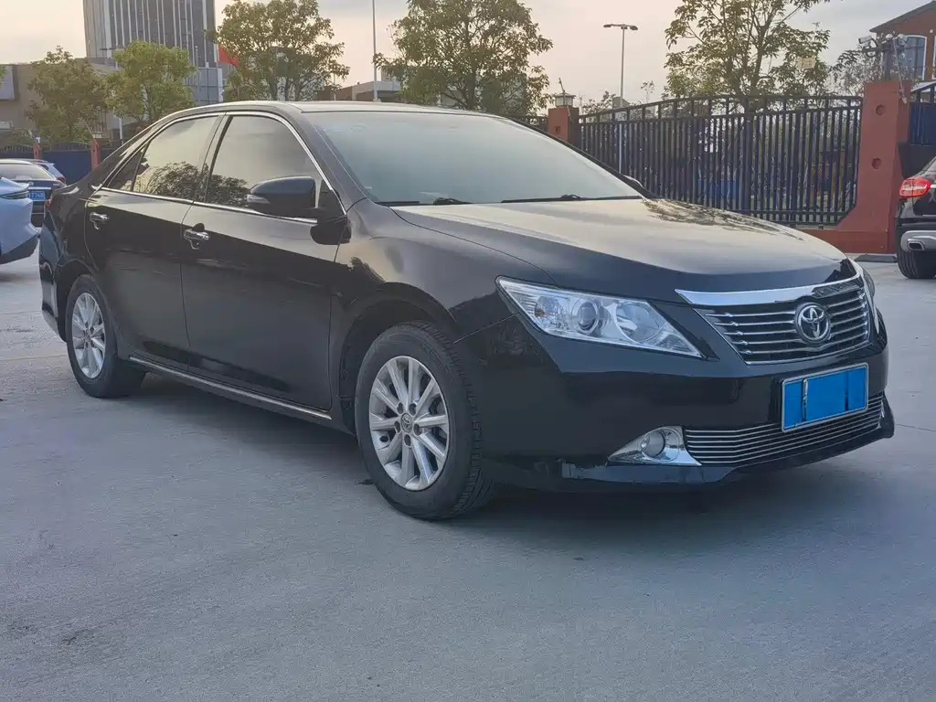TOYOTA CAMRY 2014