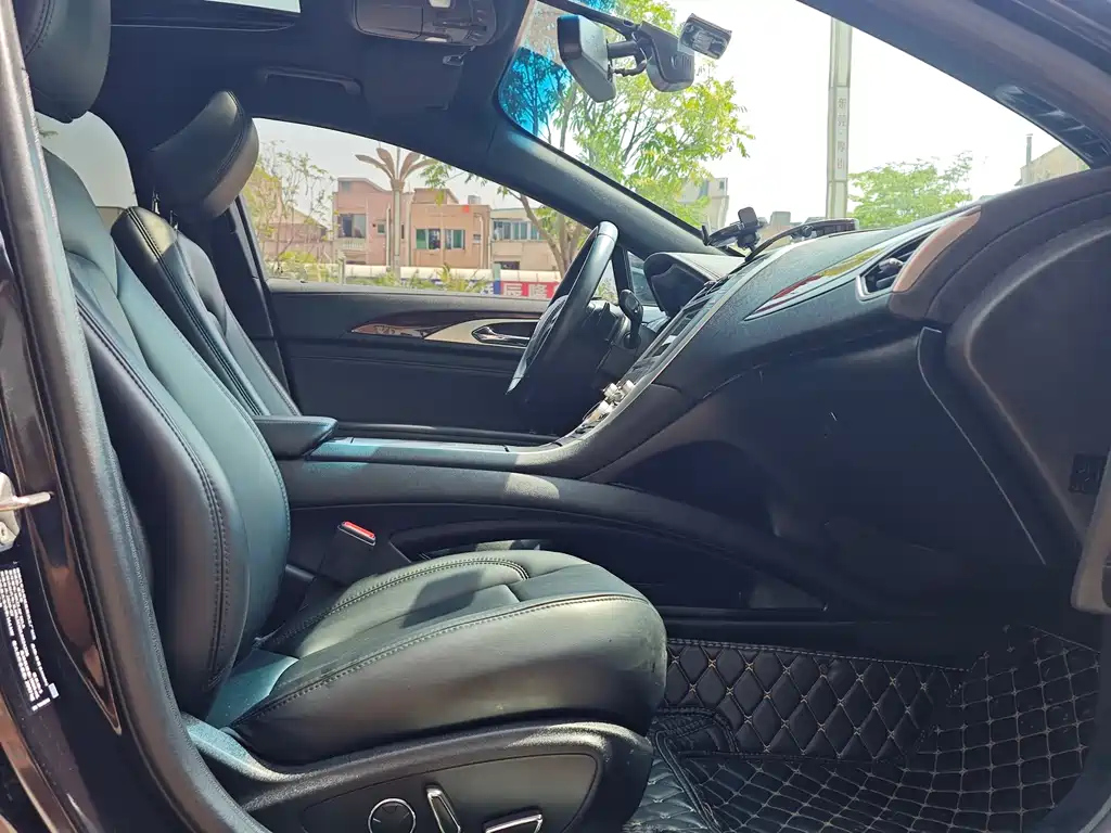 LINCOLN MKZ 2021