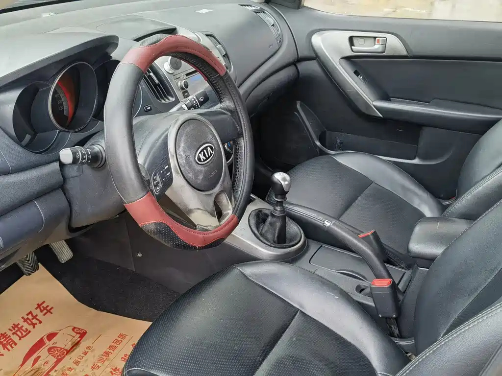 KIA FORTE 2011