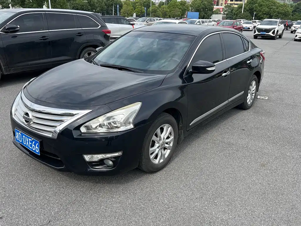 NISSAN TEANA 2014