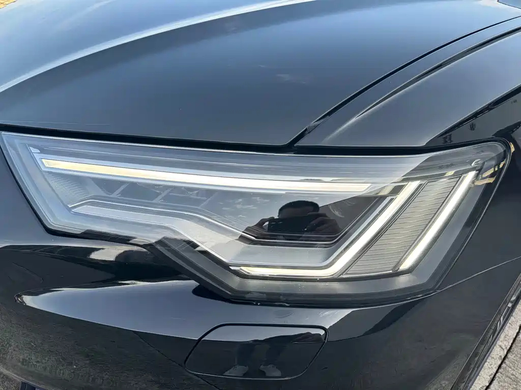 AUDI A6L 2023