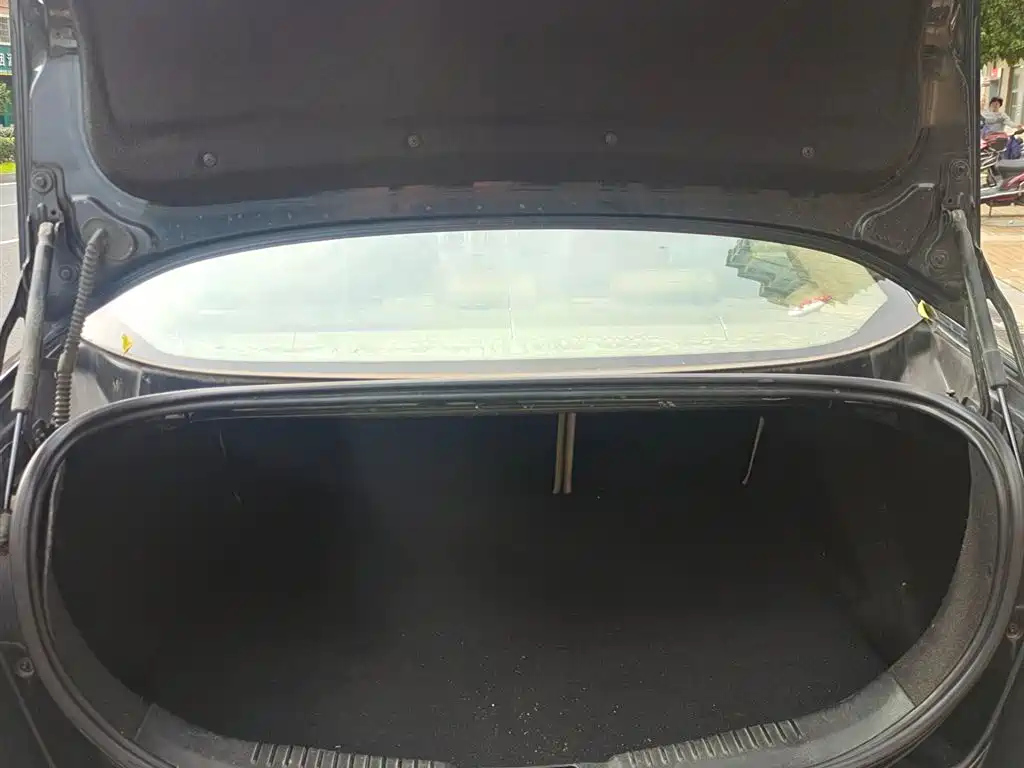 FORD MONDEO - WINNER 2011