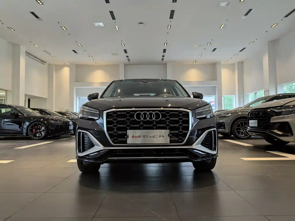 AUDI Q2L 2023