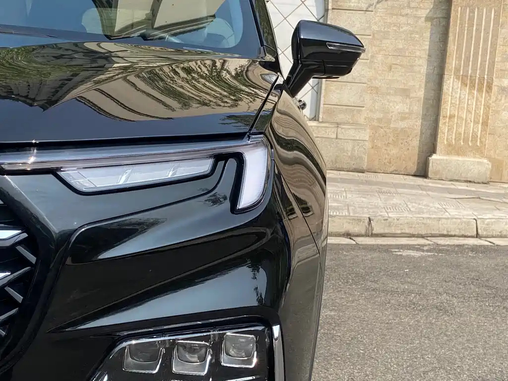 FORD EQUATOR 2023