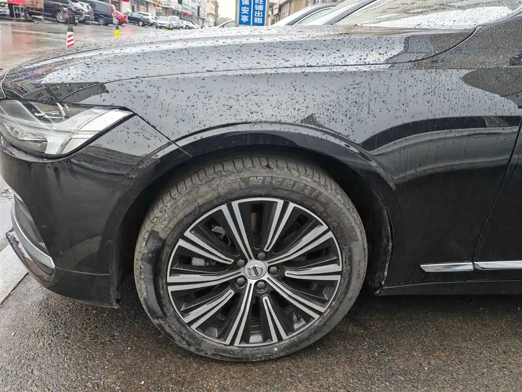 VOLVO S90 2022