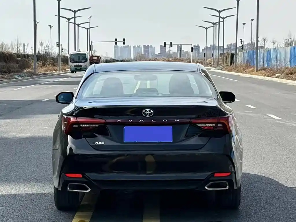 TOYOTA AVALON 2020