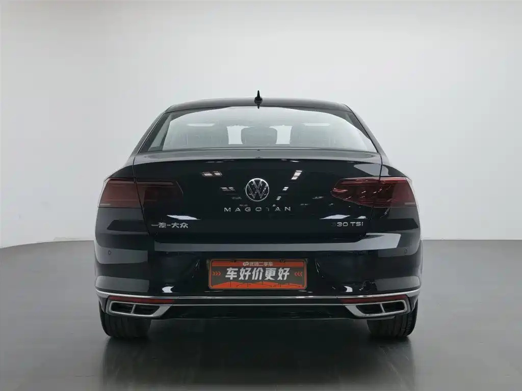 VOLKSWAGEN MAGOTAN 2023