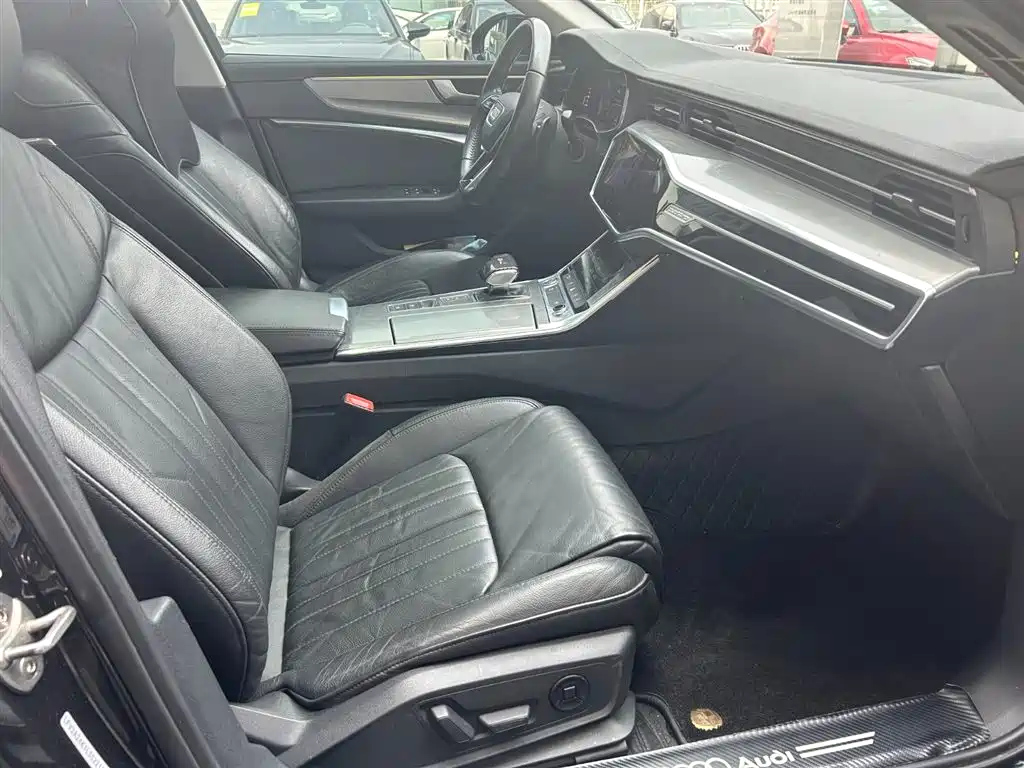 AUDI A6L 2020