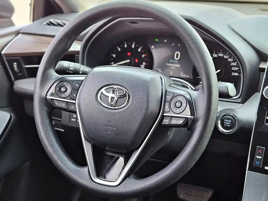 TOYOTA AVALON 2020