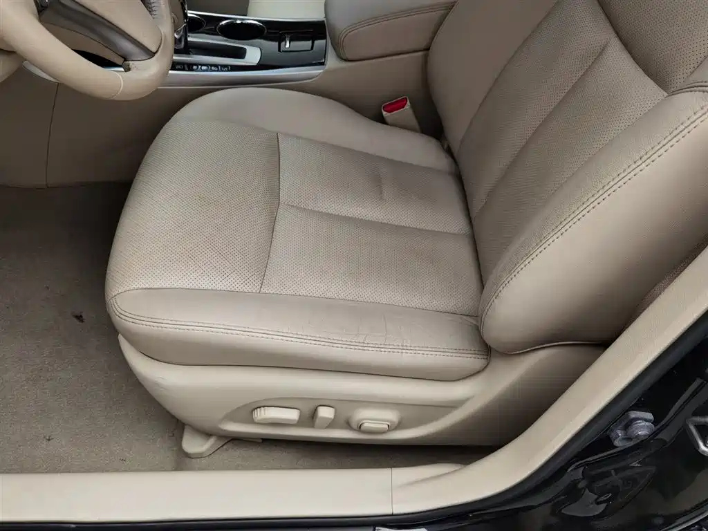 NISSAN TEANA 2014